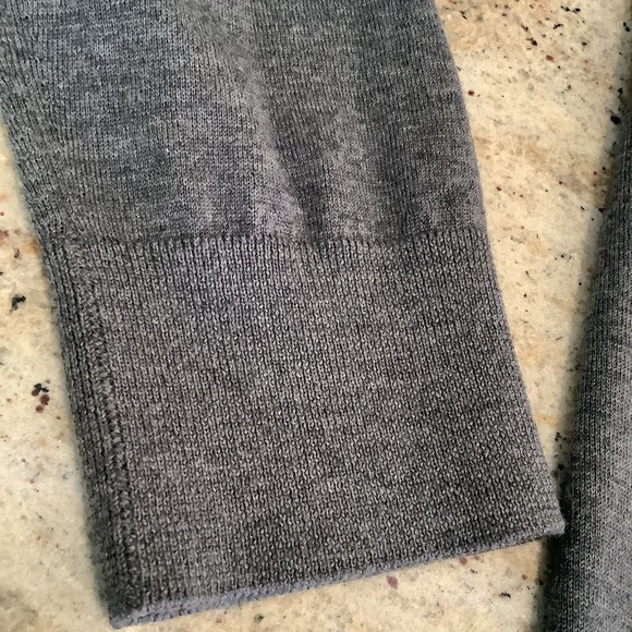 St. John Charcoal Wool & Silk Sweater Top Size LG Tunic Asymmetrical - Picture 6 of 12